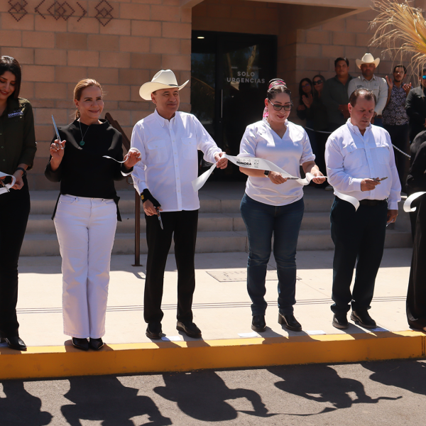Cumple Gobernador Durazo compromiso de llevar bienestar a las familias con primera Clínica Pública de Bienestar Animal en Sonora